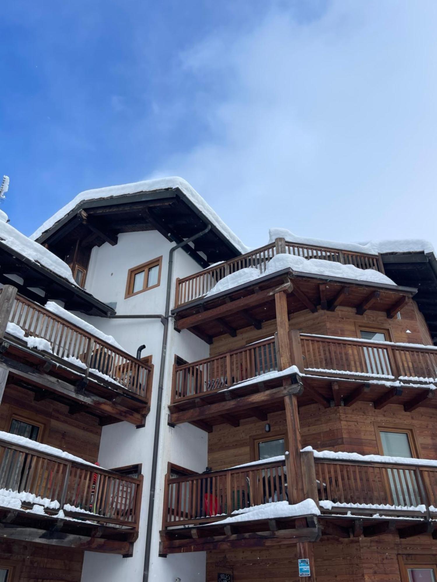 Lthorses & Dreams Bed & Breakfast La Thuile Exterior photo